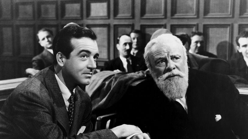 Courtroom drama: Edmund Gwenn, right, as Kris Kringle, and John Payne as Kris’s lawyer in “Miracle on 34th Street” (1947). (Foxmovies.com)