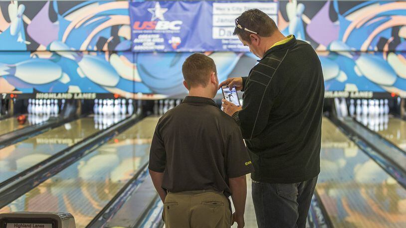 Team up with friends to help Big Brothers Big Sisters at fundraising with the Bowl for Kids at Highland Lanes. Ricardo B. Brazziell / AMERICAN- STATESMAN