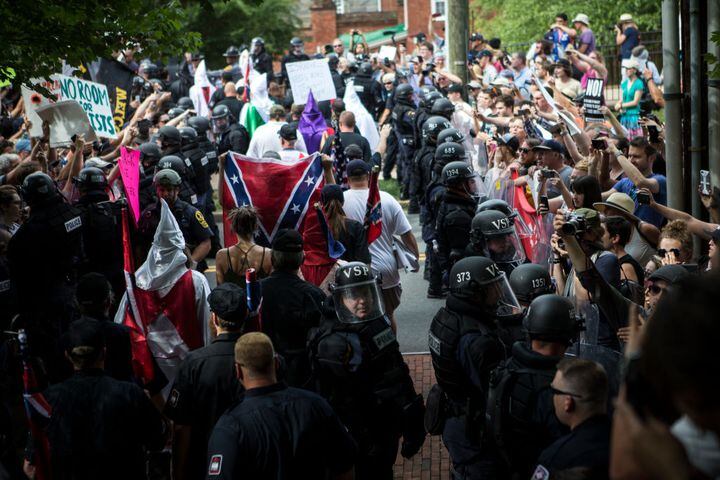 protesters clash with kkk at rally in charlottesville