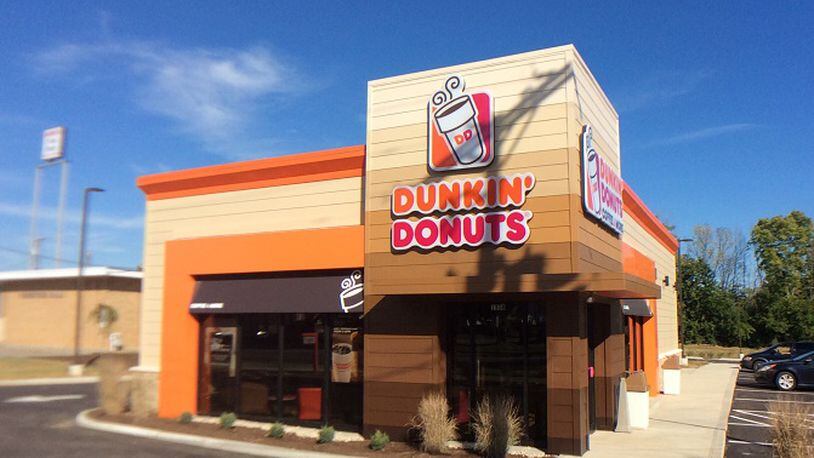 This Dunkin’ Donuts opened Wednesday, Oct. 12 on Woodman Drive just south of Linden Avenue. MARK FISHER/STAFF