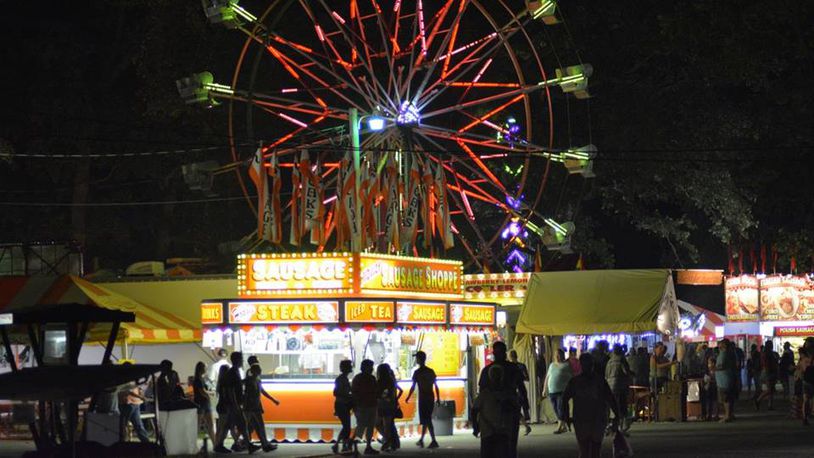 Enjoy the quintessential fair foods from 400 different vendors at the Great Darke County Fair.