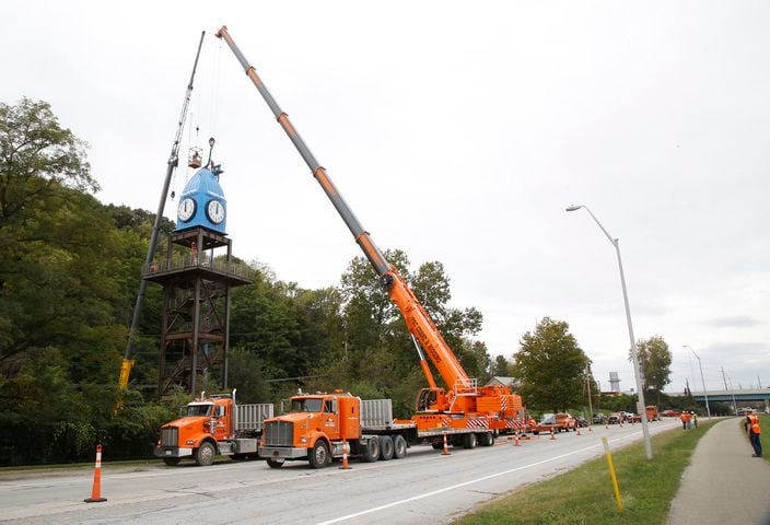 Iconic Dayton clock visible from I-75 again