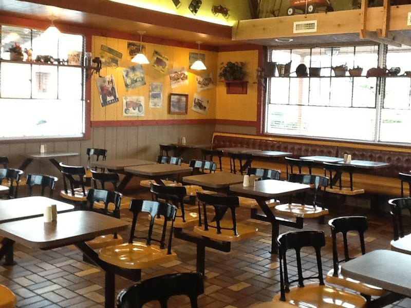 The seating area at Benjamin's the Burger Master.