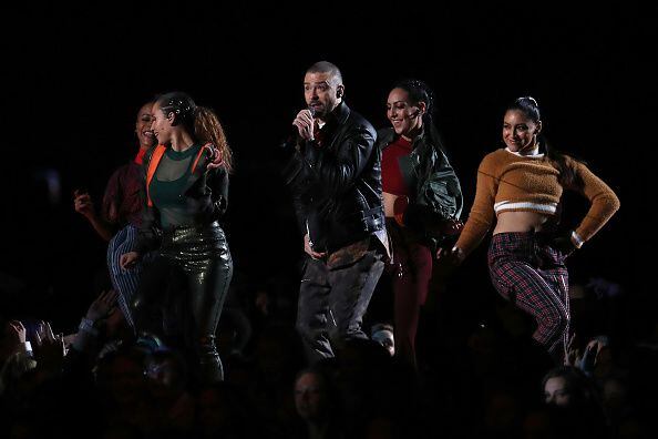 Photos: Justin Timberlake performs at Super Bowl 2018 Halftime