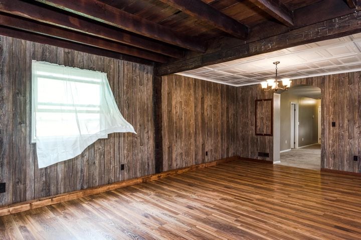 PHOTOS: Converted barn in the country is a farmhouse dream come true