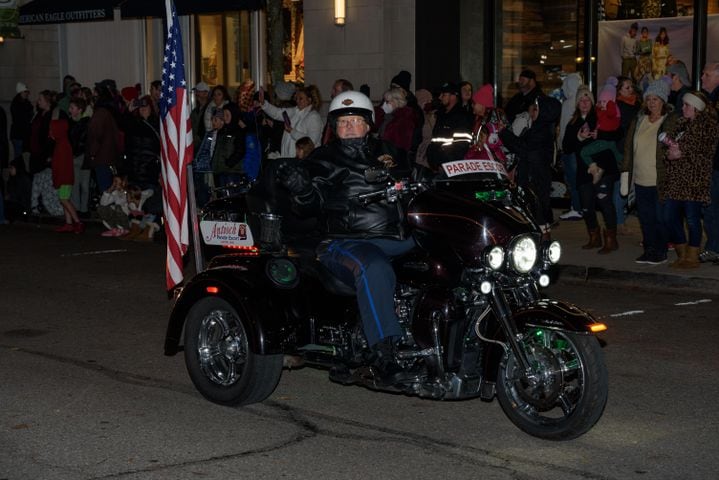 PHOTOS: Did we spot you at The Greene’s Christmas Tree Lighting and Santa Arrival Parade?