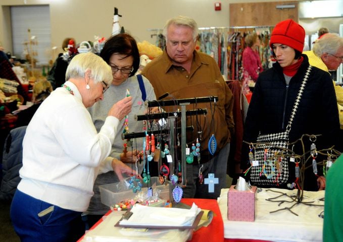 PHOTOS: Did we spot you shopping at Tipp City’s Yuletide Winter’s Gathering?