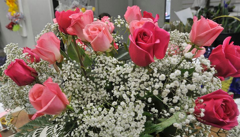 PHOTOS: Flowers arrangements make Mother’s Day special