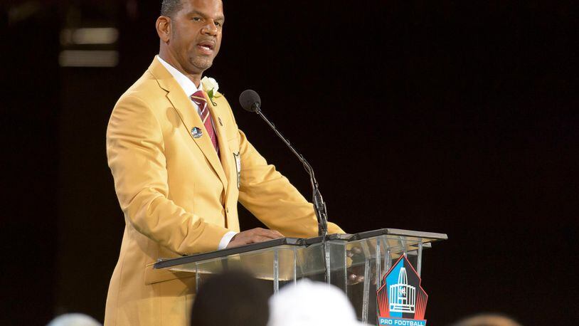 Hall of Fame receiver Andre Reed and fellow Buffalo legend Fred Jackson handed over the spotlight to a longtime Bills fan battling cancer during Friday night's NFL draft.
