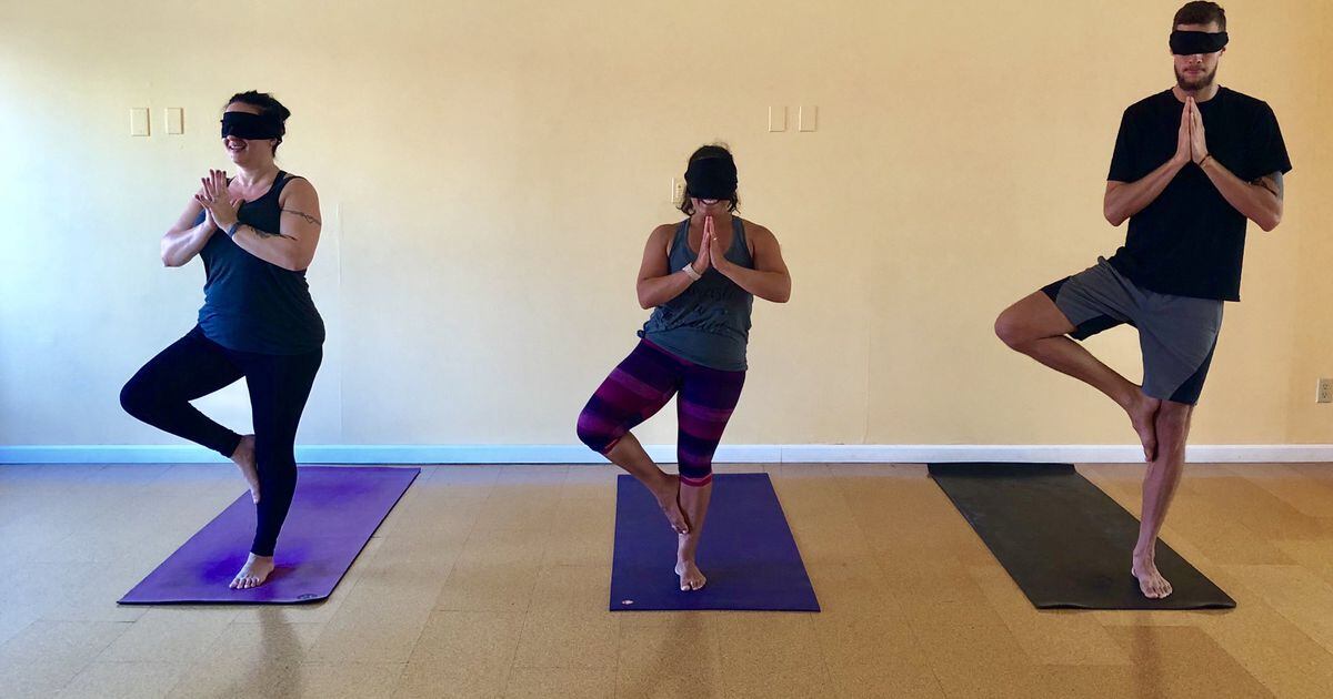 Blindfolded Hot Yoga: 3 Reasons you Should Try Eyes Wide Shut