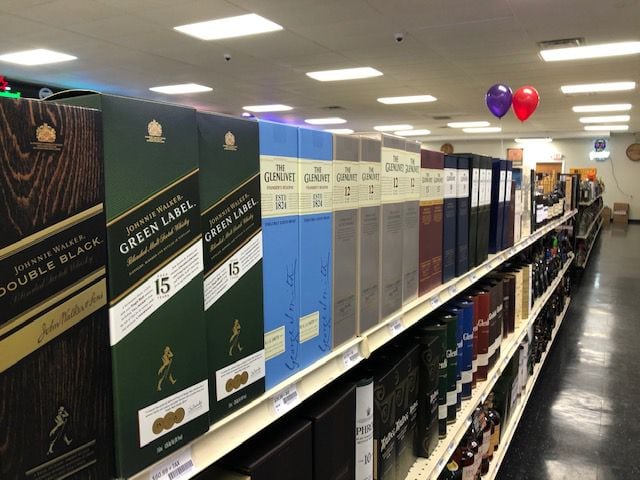 Bourbon lovers turn out in droves in Kettering for ‘Oopsie’ bourbon with a bargain price