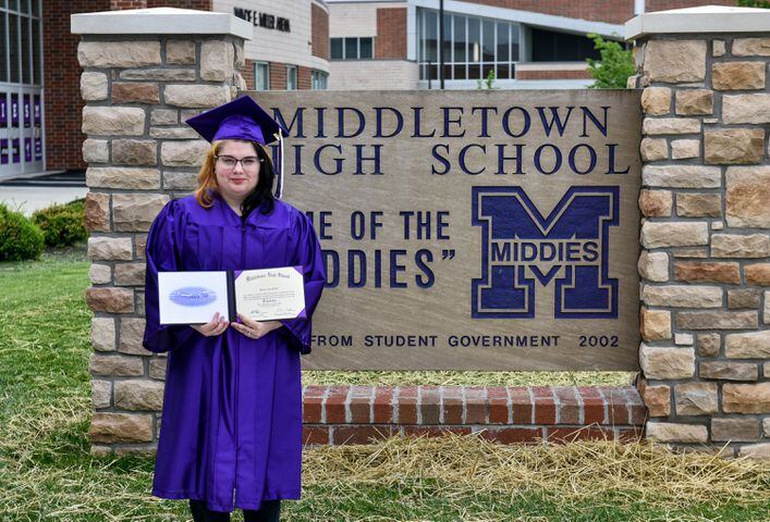 Middletown High School graduates drive up to receive diplomas