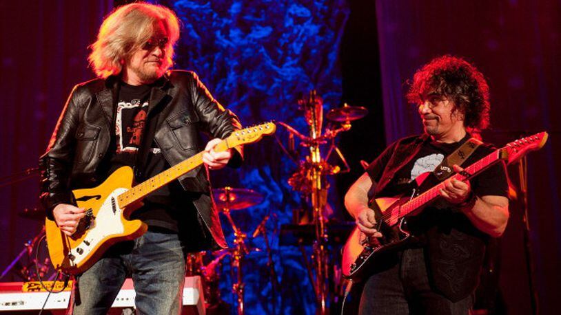 NASHVILLE, TN - JUNE 02:  (L-R) Daryl Hall and John Oates of Hall & Oates perform at the Ryman Auditorium on June 2, 2013 in Nashville, Tennessee.  (Photo by Erika Goldring/Getty Images)