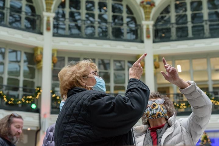PHOTOS: Holly Days returns to the Dayton Arcade for the first time in 28 years