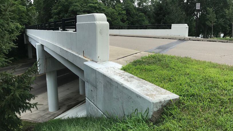 A Kettering bridge project has been approved for grant money that will cover 95 percent of the construction cost of the replacement, city officials said. The Ohio Department of Transportation will pay up to $2 million in construction costs to replace the Ridgeway Road Bridge for all modes of traffic, including vehicles, bicycles and pedestrians.