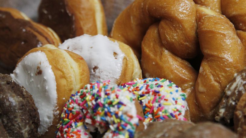 Bill's Donut Shop will reopen beginning Sunday afternoon, May 3, 2020. FILE