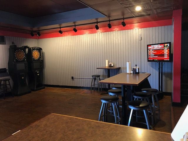 PHOTOS: Sneak peek inside the newly relocated Crossroads BBQ in former Cadillac Jack’s space