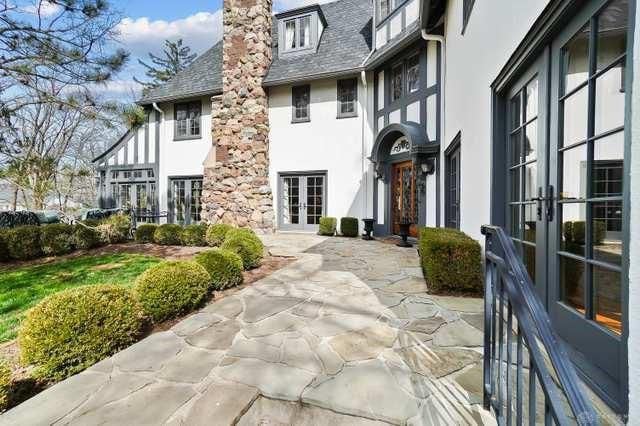 PHOTOS: Cheezit mansion in Oakwood on the market for nearly $1M