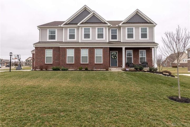 Centerville area brick-and-plank home offers open concept rooms