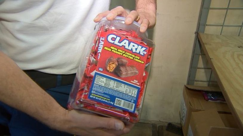 The Clark Bar is returning to store shelves. (Photo: WPXI.com)