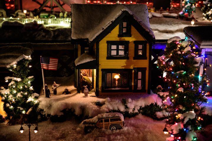 PHOTOS: The Legendary Lights of Clifton Mill will take your breath away