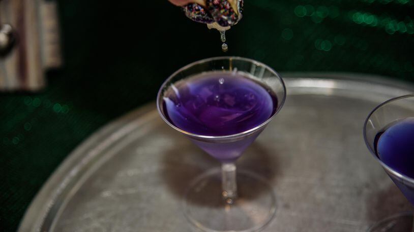 Culture Works hosted a art-inspired martinis event called Artini on Friday, May 11, 2018.  Bartenders from Mudlick Tap House, Table 33, Dayton Racquet Club, Coldwater Cafe, Mack's Tavern, Milano's, Dewberry 1850, Scene 75 and The Century Bar participated to raise funds for Culture Works. PHOTO / TOM GILLIAM PHOTOGRAPHY