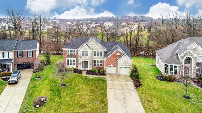 PHOTOS: Centerville luxury home listed on market
