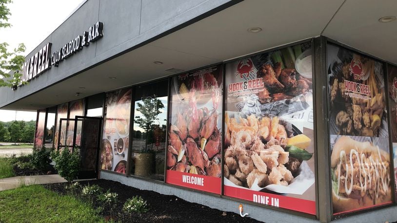 Hook & Reel Cajun Seafood & Bar restaurant to open at the Dayton Mall next month.