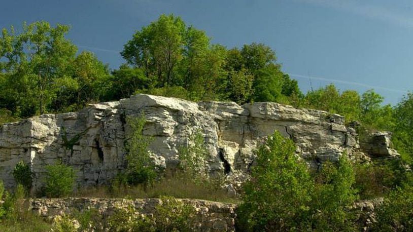 Oakes Quarry Park is a beautiful hot spot for geology lovers. You can find fossils and other rock formations all over the park.