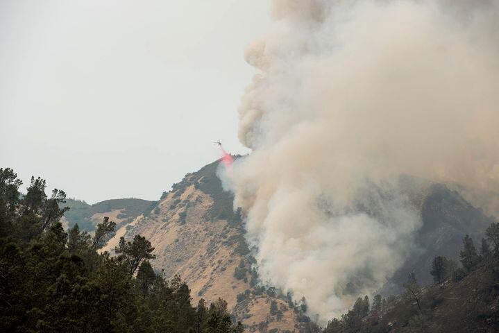 Ferguson Fire burns near Yosemite National Park