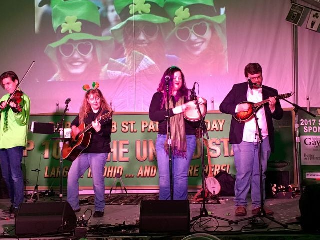 Fun at the Dublin Pub St. Patrick's Day 2017