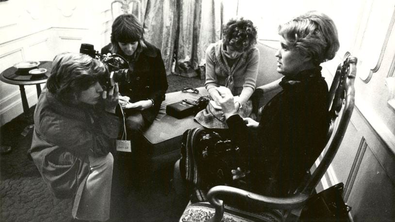 Erma Bombeck being interviewed by a magazine. DAYTON DAILY NEWS ARCHIVE